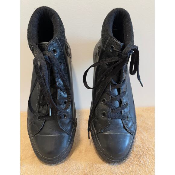 Converse All Star Size 6 Junior Black Leather High Top Shoes - Picture 2 of 7